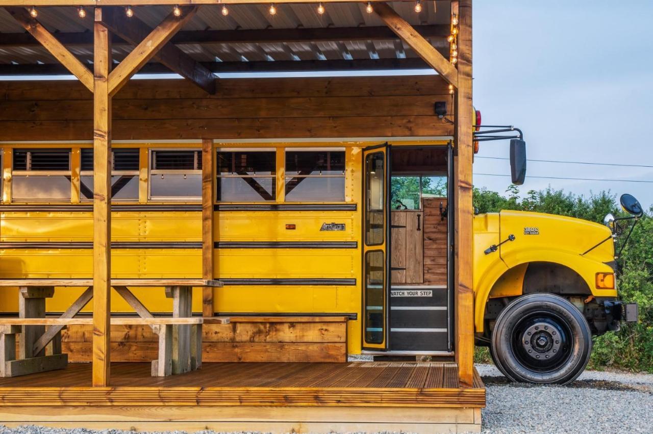 American School Bus - 1 Bedroom - Blossom Farm - Tiers Cross Johnston Exterior foto